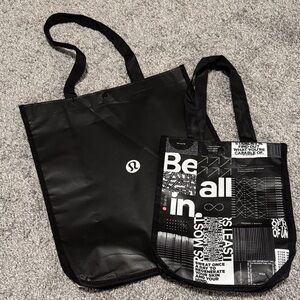lululemon athletica Black and White Graphic Tote Set